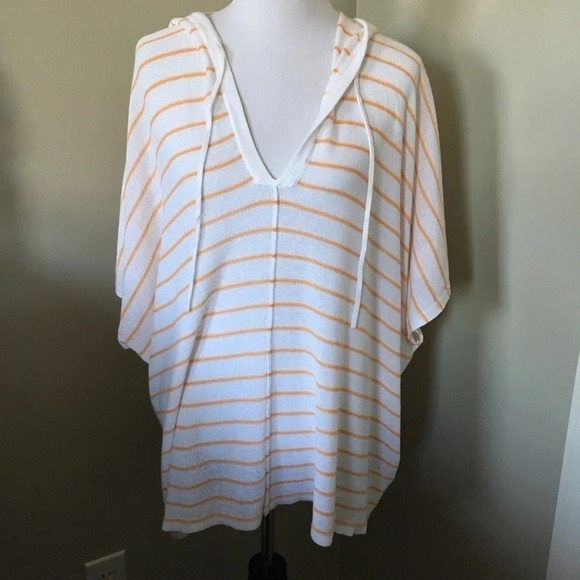 Oversized Hoody by Moth - Picture 2 of 5